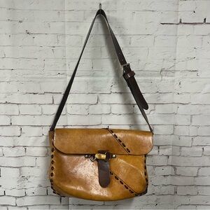 Vintage Tan Brown Leather Handcrafted Shoulder Purse Boho 70’s Bamboo Toggle